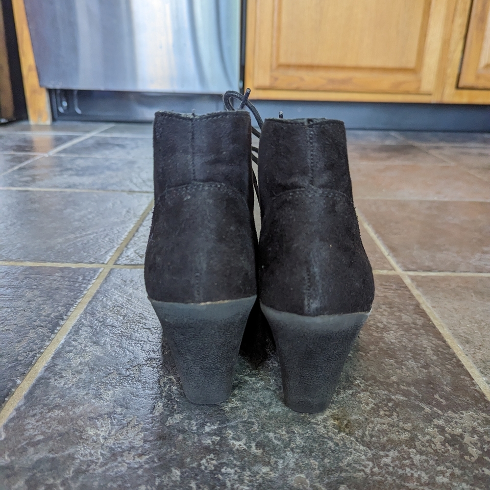 Booties - Picture 3 of 4